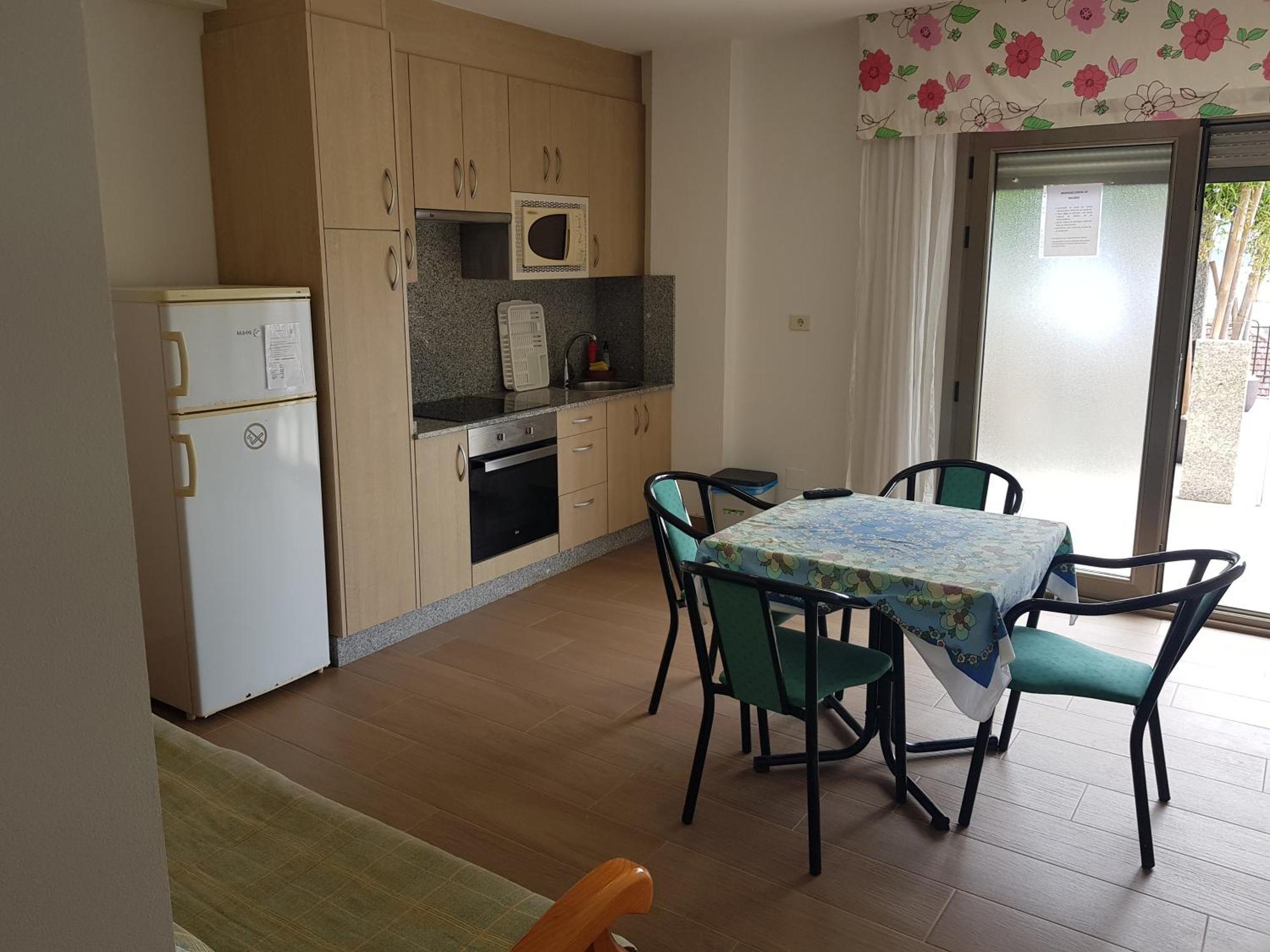 Apartamentos Canada 1 Raxó Esterno foto