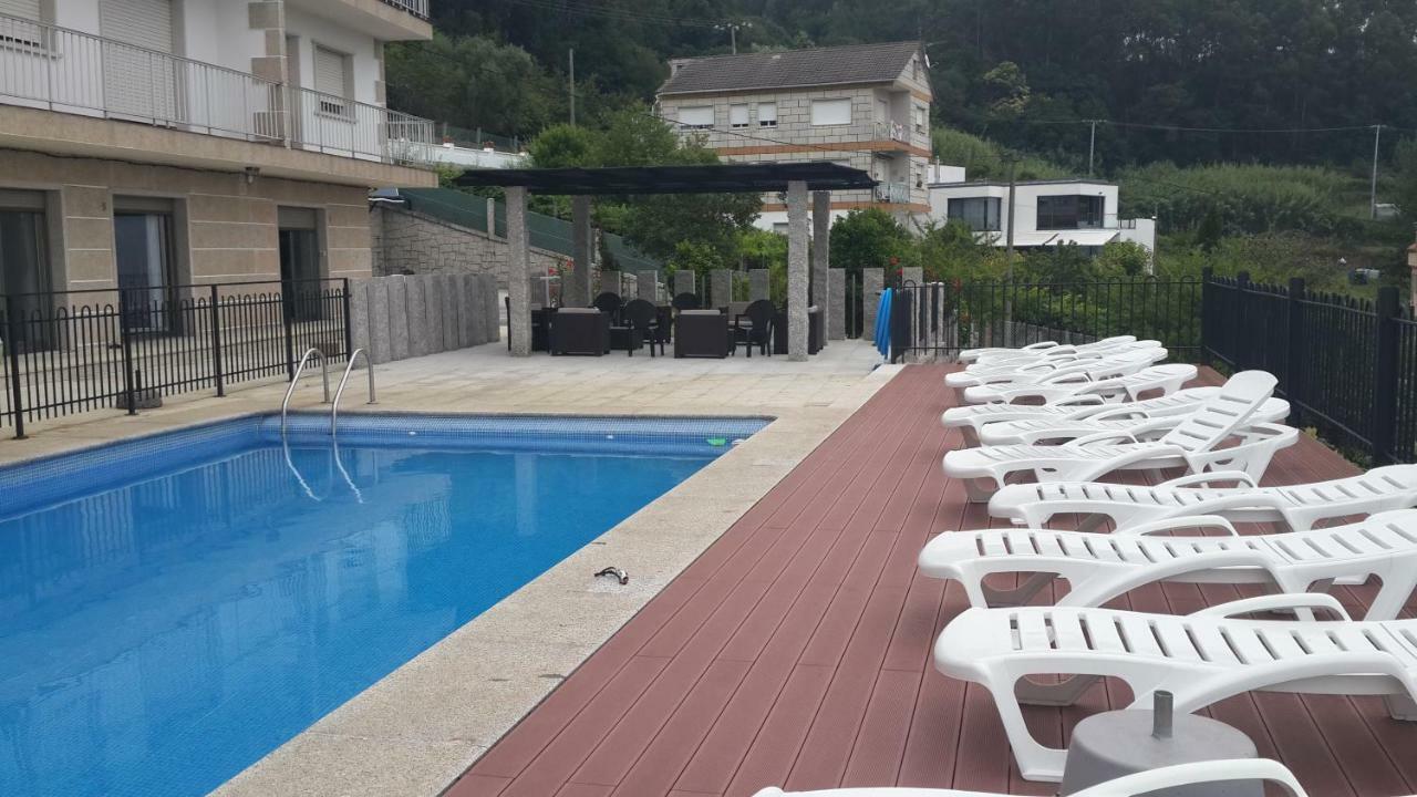 Apartamentos Canada 1 Raxó Esterno foto